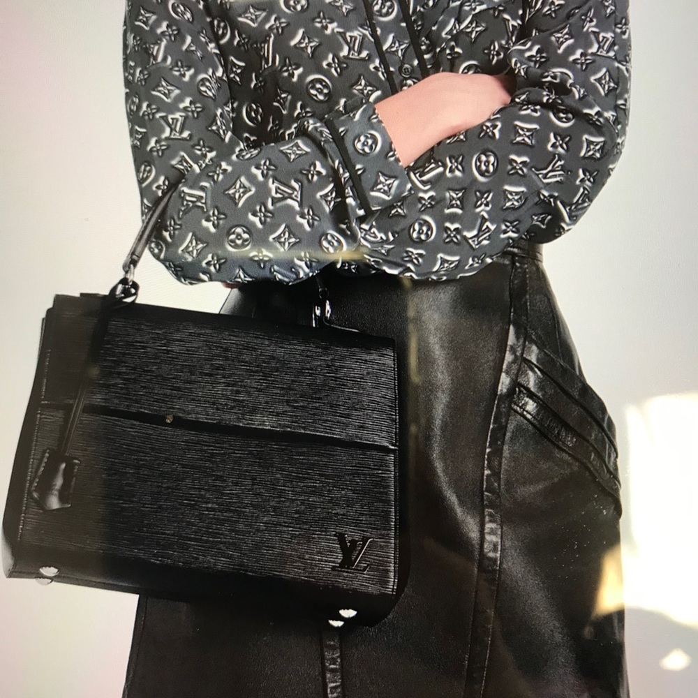 Louis Vuitton Cluny MM